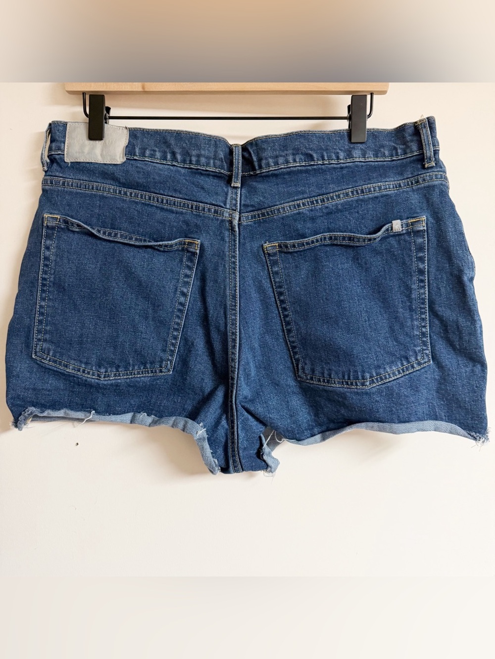 Everlane The Way High Denim Cutoff Shorts Size 32 - Picture 7 of 10